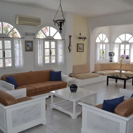 Apart-hotel Melina Fira (Santorini)