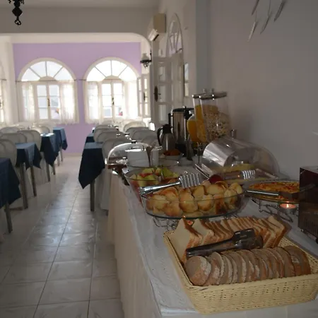 Melina Aparthotel 3*