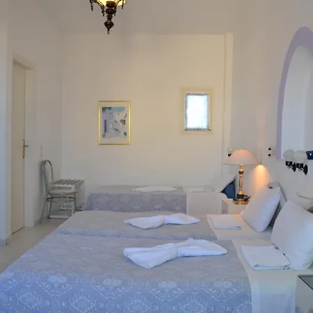 Melina 3* Fira (Santorini)