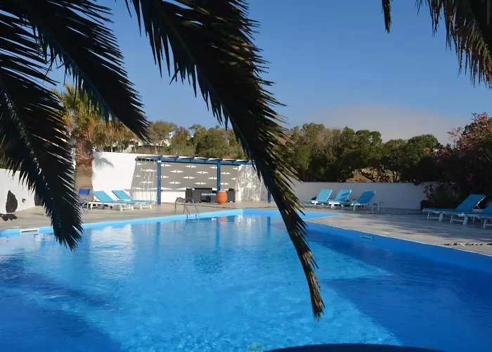 Melina 3* Fira (Santorini)