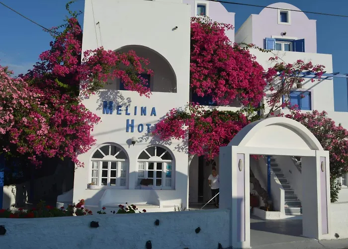 Melina Fira (Santorini)