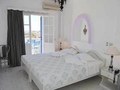 Melina 3* Fira (Santorini)