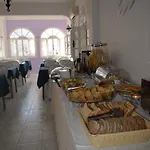Melina Aparthotel 3*